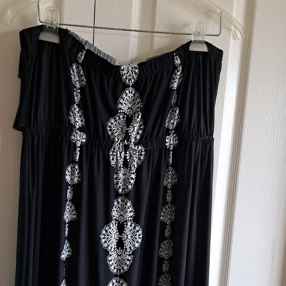 Style & Co. Black and Silver Maxi Dress Cocktail - Picture 5 of 10